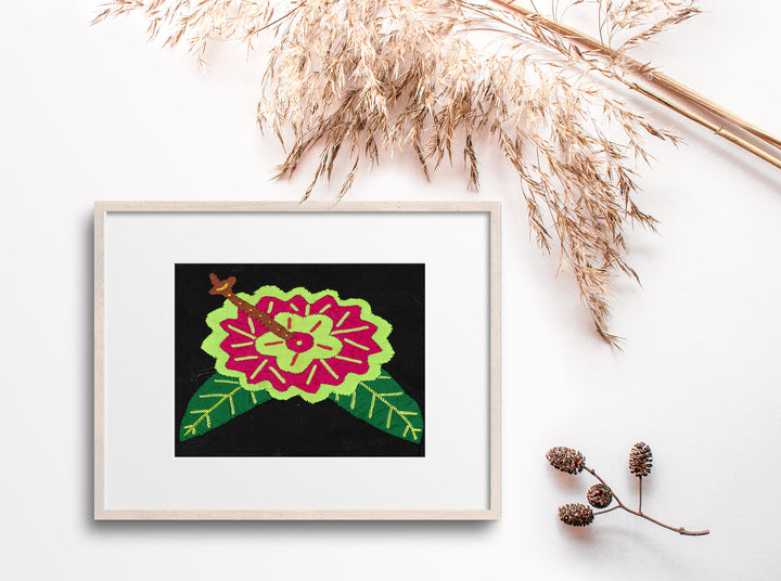 Green And Purple Flower Molita