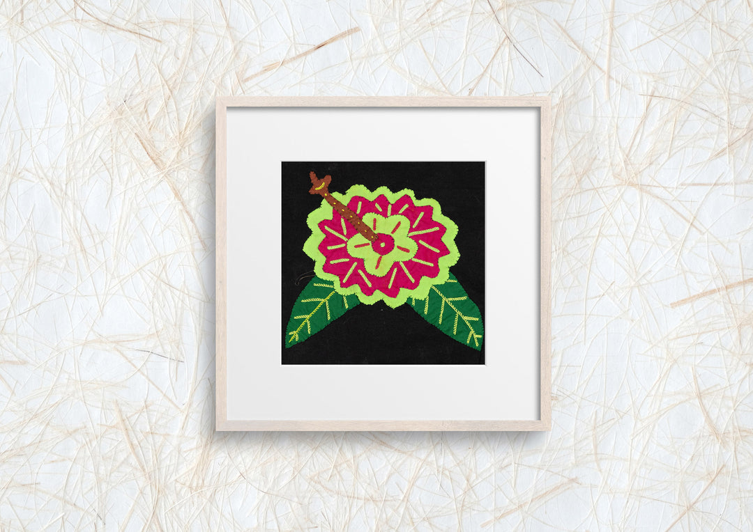 Green And Purple Flower Molita