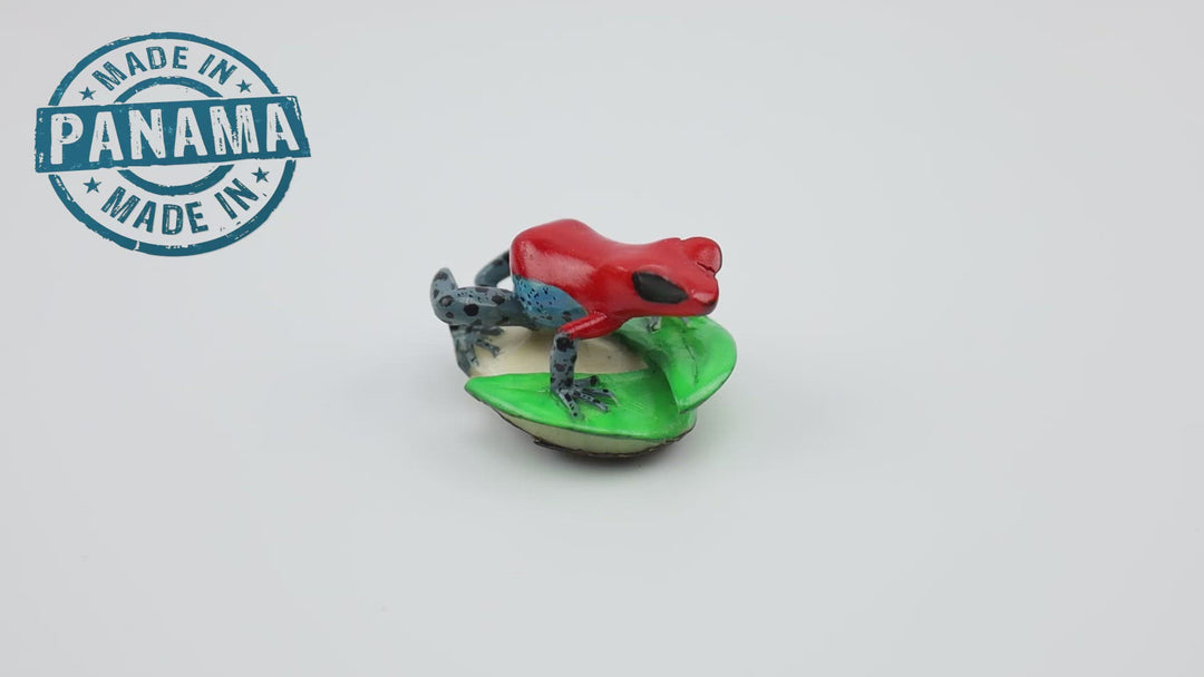 Wounaan Indian Poison Dart Frog Tagua Carving