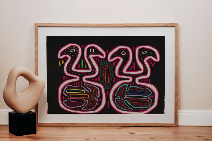 Black & Pink Optical Illusion Puppy Dog Mola