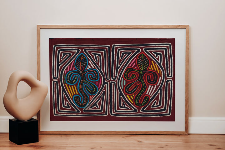 High Stepping Dance Figures Mola