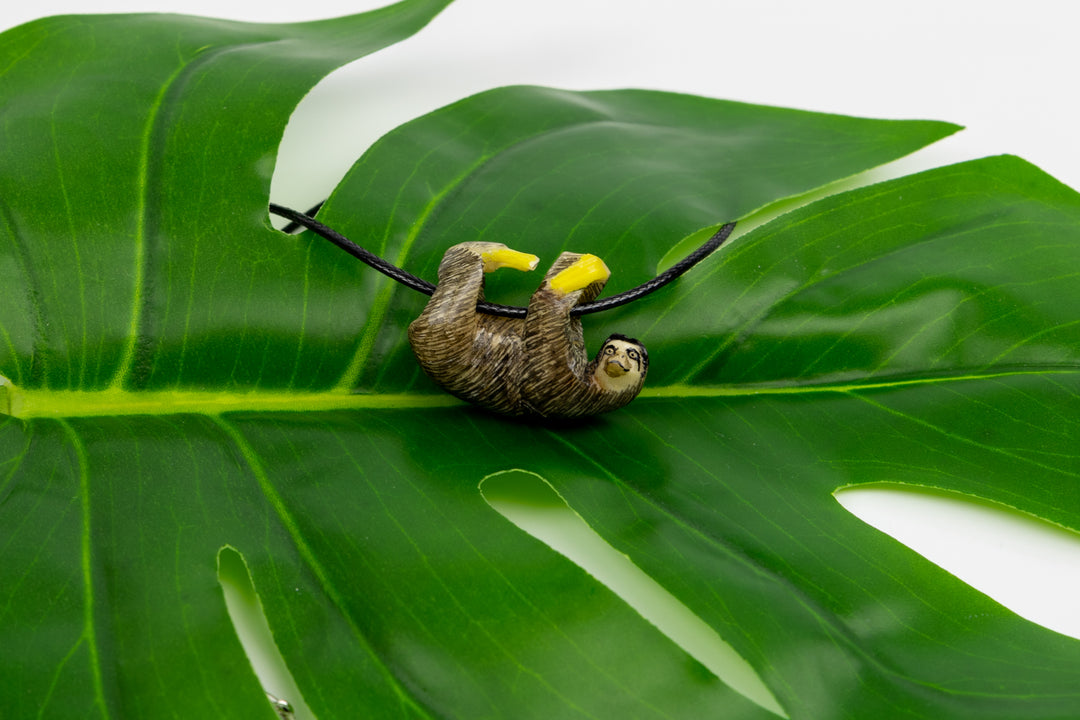 El Perezoso Tagua Necklace