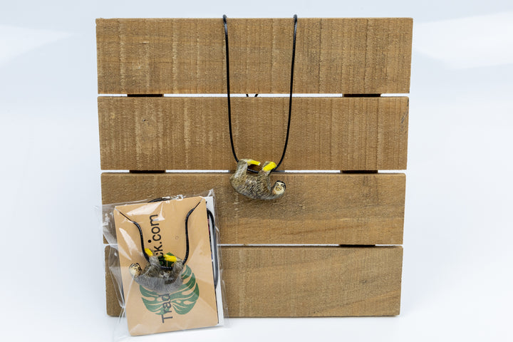 El Perezoso Tagua Necklace