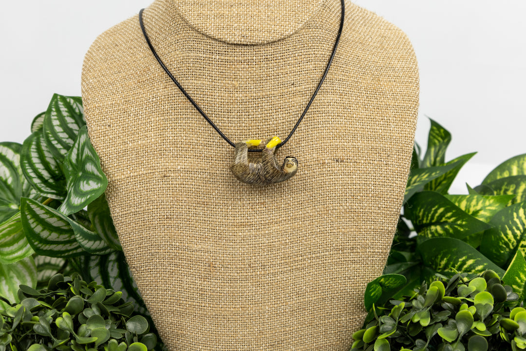 El Perezoso Tagua Necklace