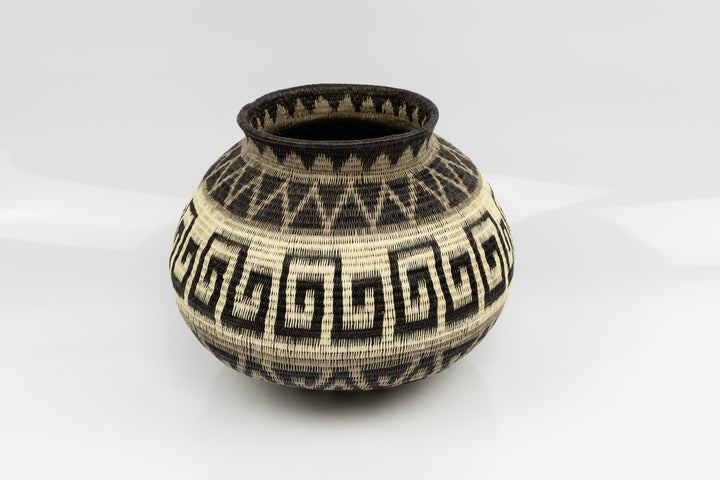 Panama Wounaan Indian woven greek key basket. gray black and white