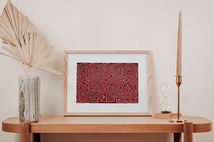 Vintage Red and White Anchor Mola