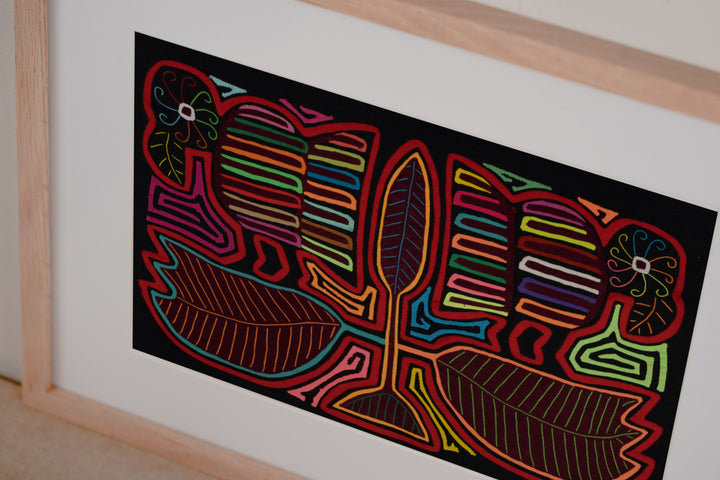 Rainbow Colors Parrot Bird Weathervane Mola