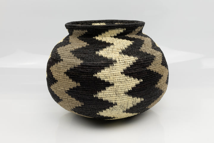 Wounaan Indian woven black and White and gray large basket Panama art