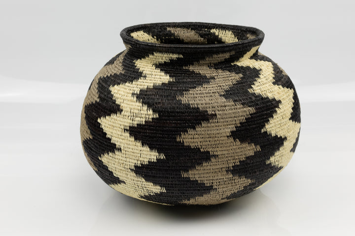 Wounaan Indian woven black and White and gray large basket Panama art