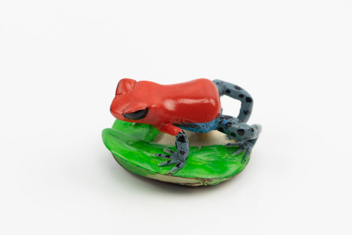 Wounaan Indian Poison Dart Frog Tagua Carving
