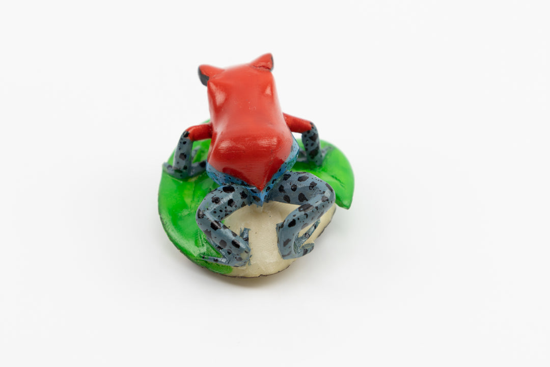 Wounaan Indian Poison Dart Frog Tagua Carving