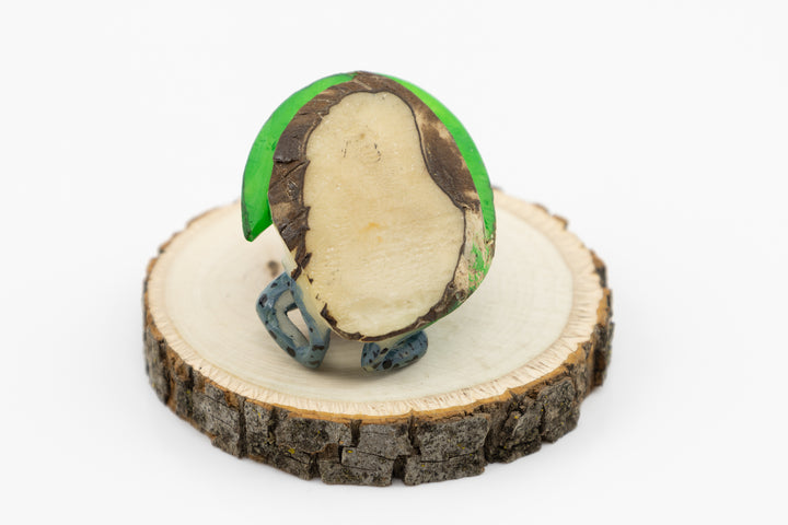 Wounaan Indian Poison Dart Frog Tagua Carving