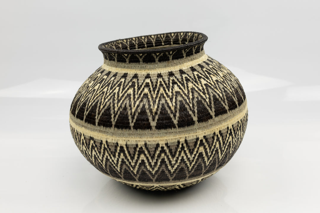 Wounaan Indian woven black and White and gray large basket Panama art Southwest design