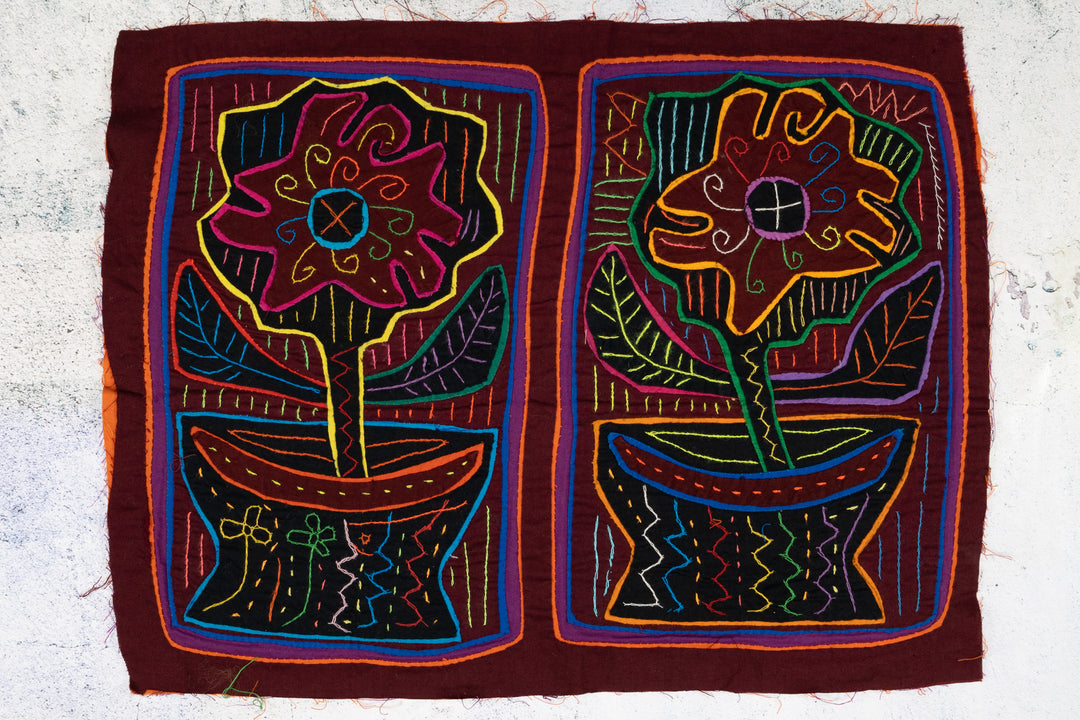 Potted Patunia Flower Mola