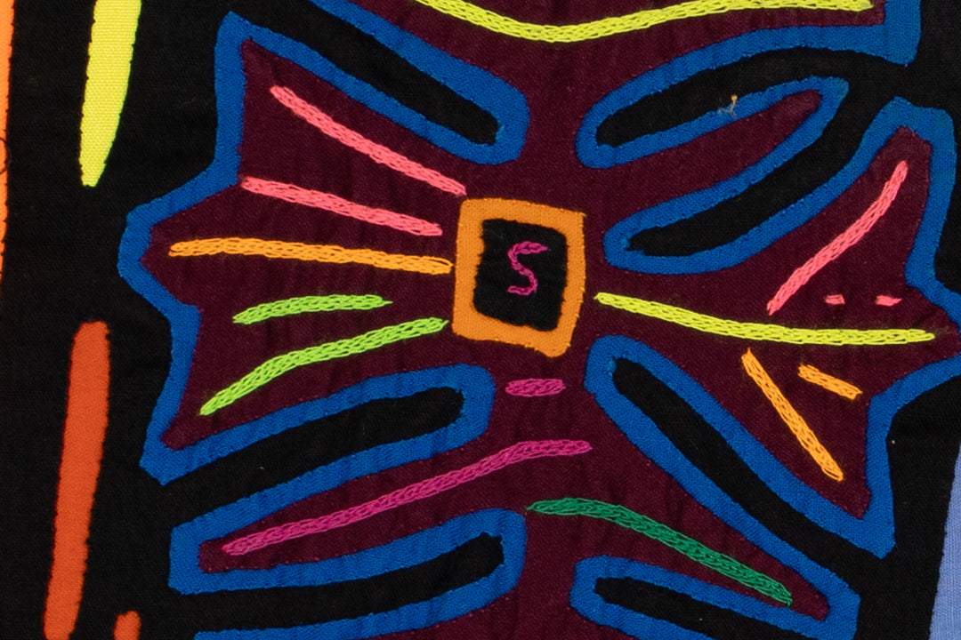 Black And Orange Palm Frond Mola