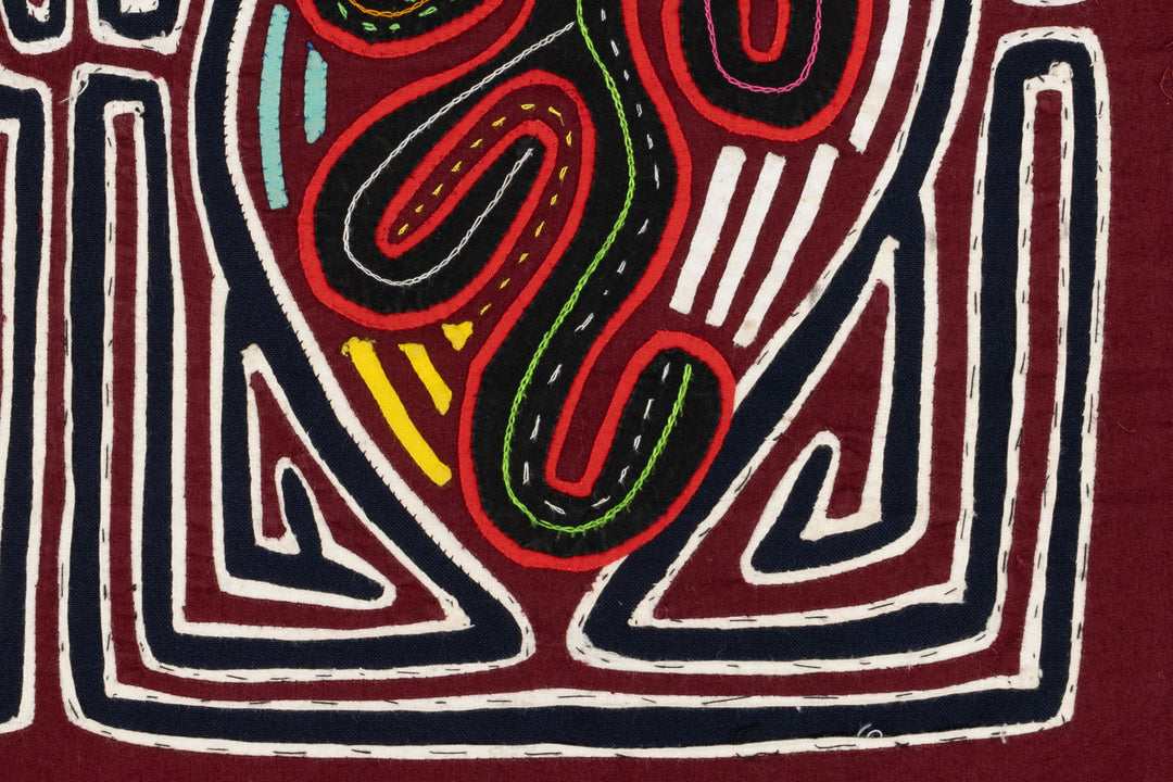 High Stepping Dance Figures Mola