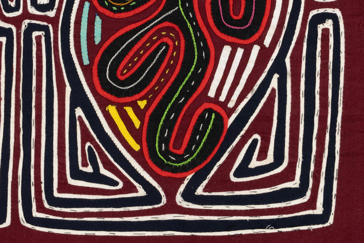 High Stepping Dance Figures Mola