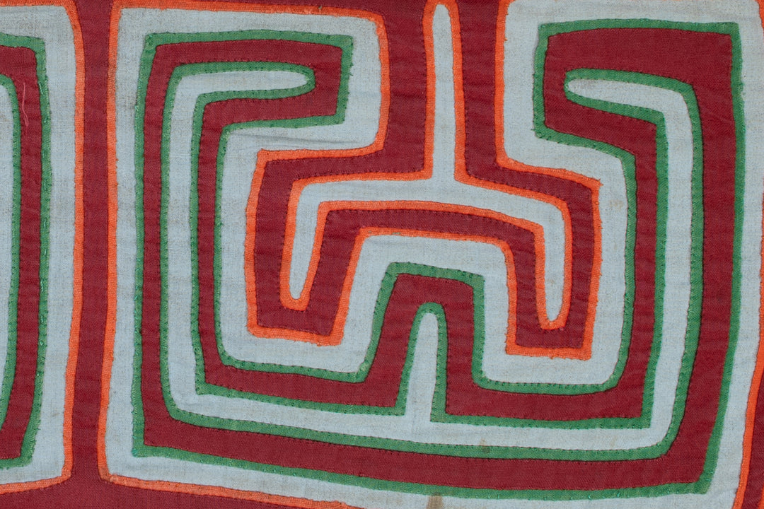 Vintage Classic Design Rare Colors Mola