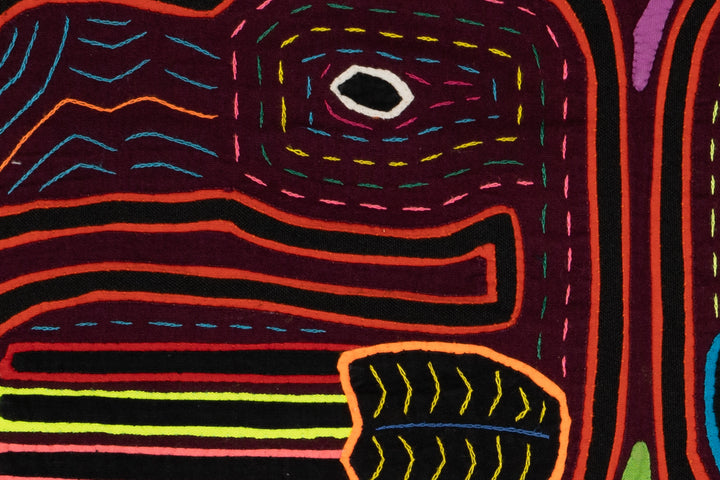 Burgundy Red Two Toucan Optical Illusion Mola