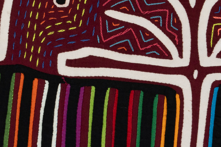 Burgundy and White Tattoo Toucan Parrot Beak Mola