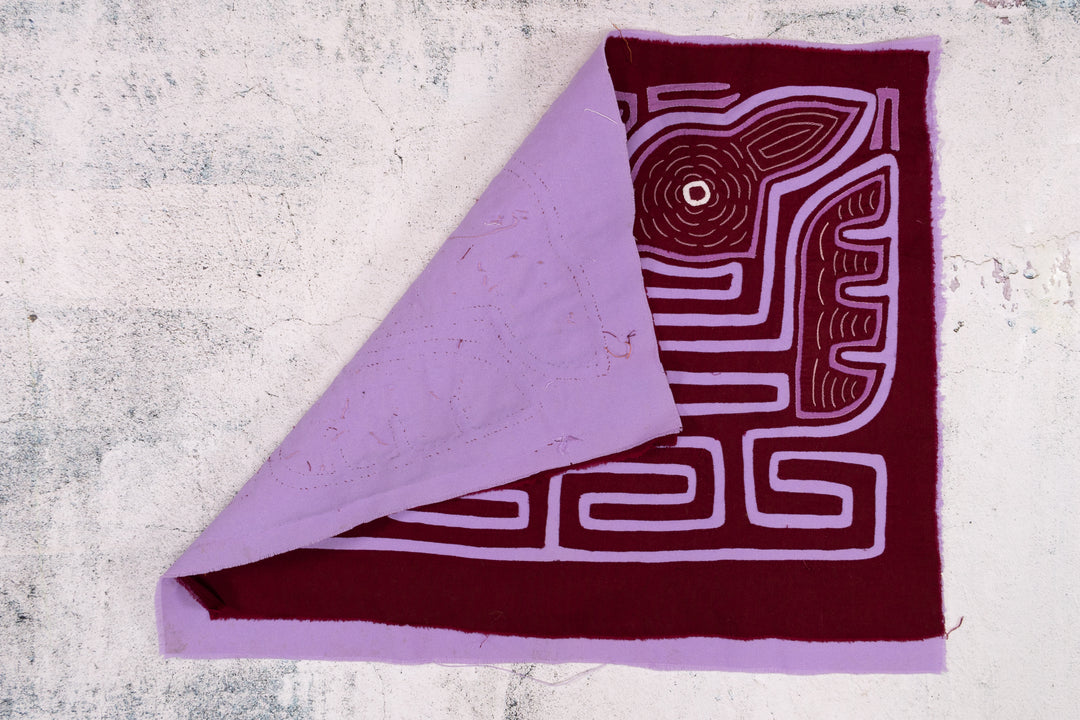 Lavender Purple Bird Optical Illusion Mola