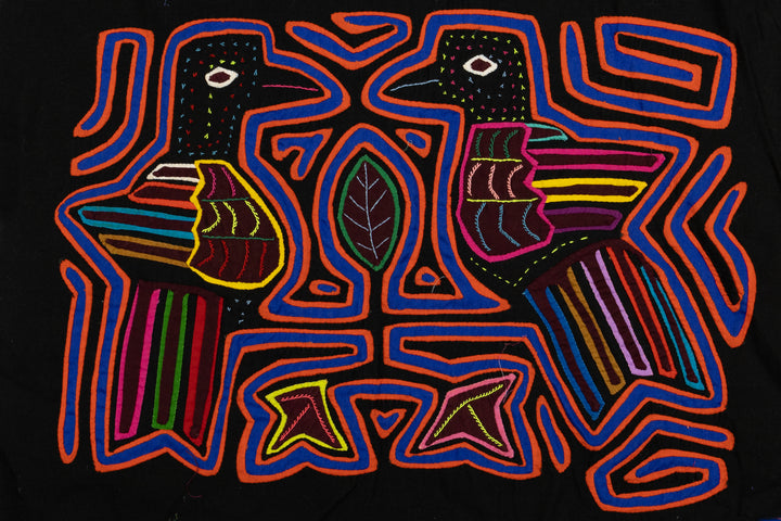Rainbow Blackbird Mola