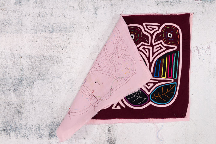 Maroon Lovebird Two Mola