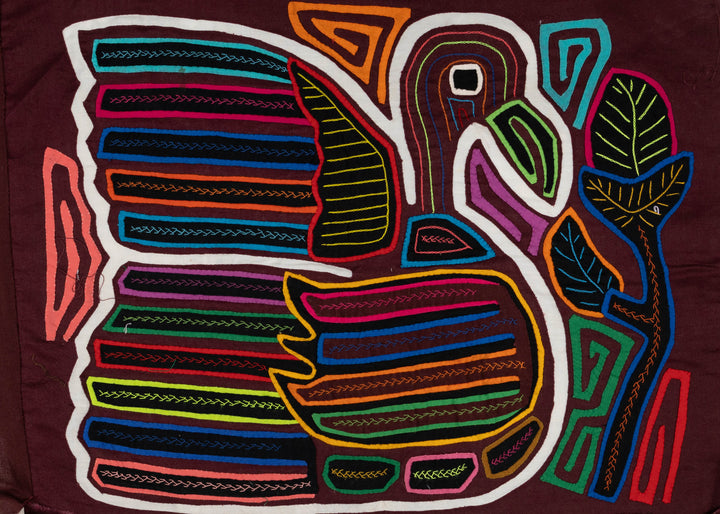 Birdie Bird Rainbow Swan Lake Mola