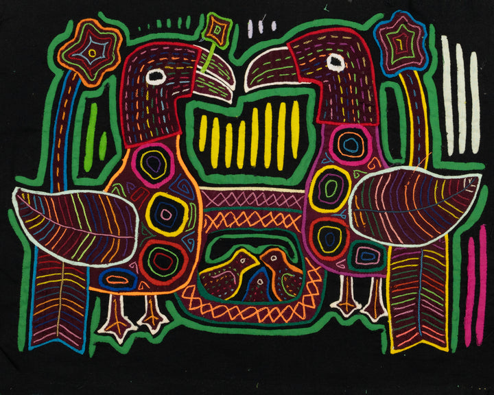 Jungle Family Affair Mola