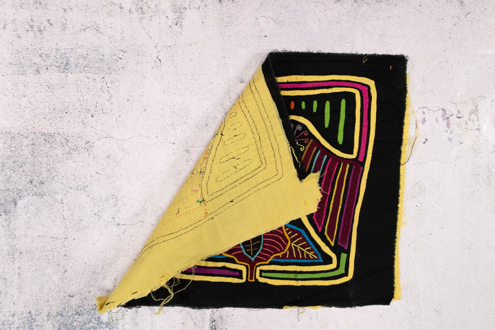 Black Yellow Gossip Bird Mola