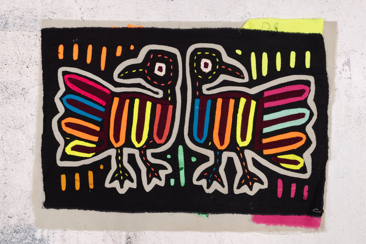 Beady Eye Lost Rainbow Black Bird Mola