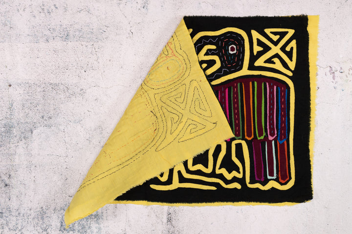 Yellow Black Gossip Bird Mola
