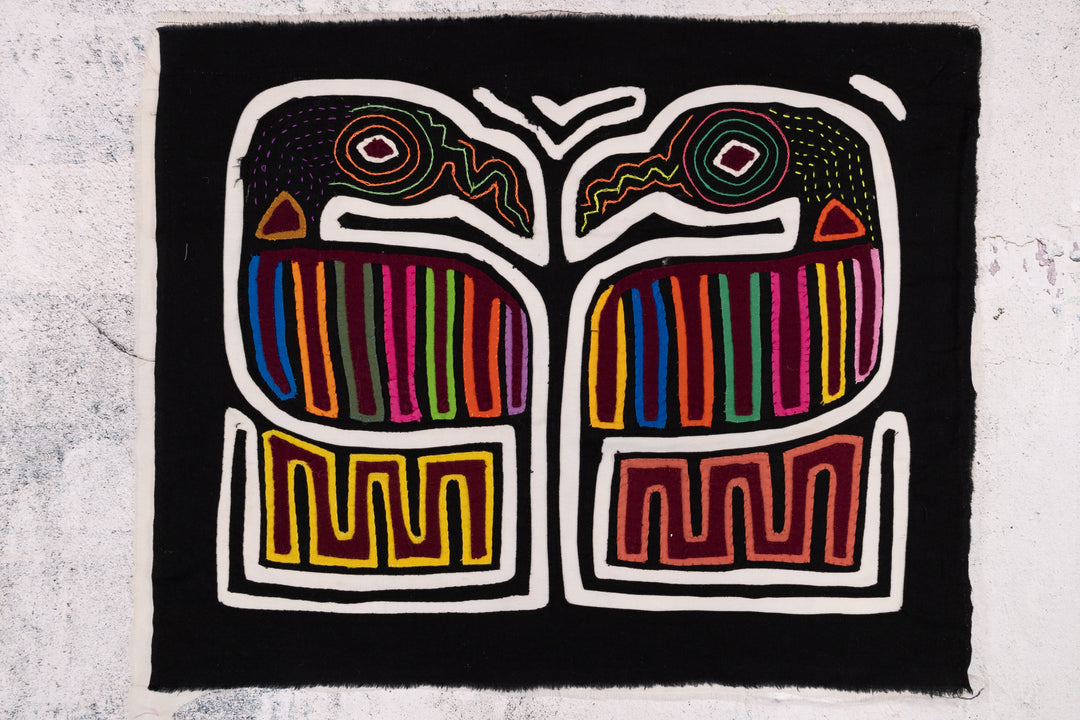 Black White Coy Lovebird Mola