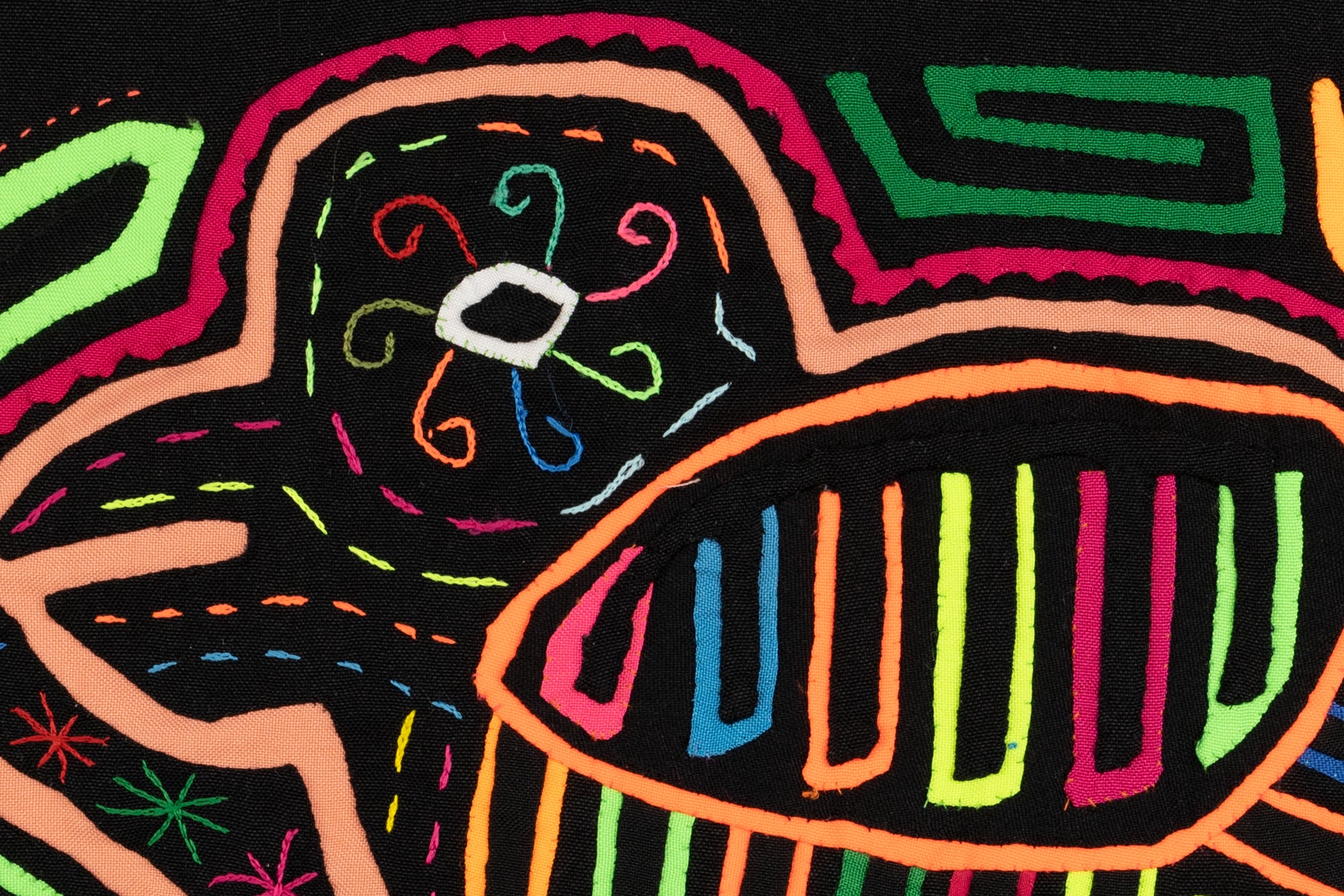 Rainbow Jungle Critter Mola