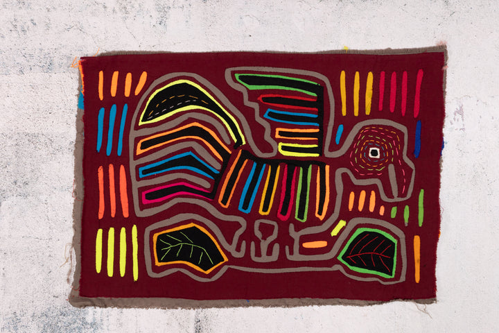 Multicolor Bird on The Wing Mola