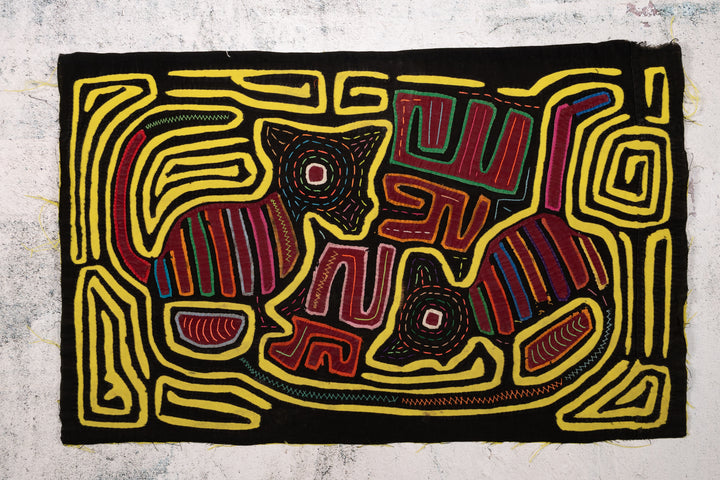 Playful Puppy Dogs Vintage Mola