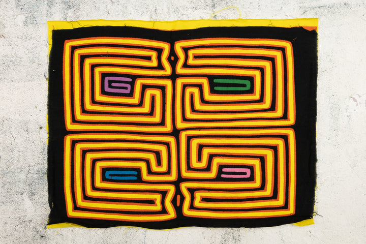 Golden Squares Mola+