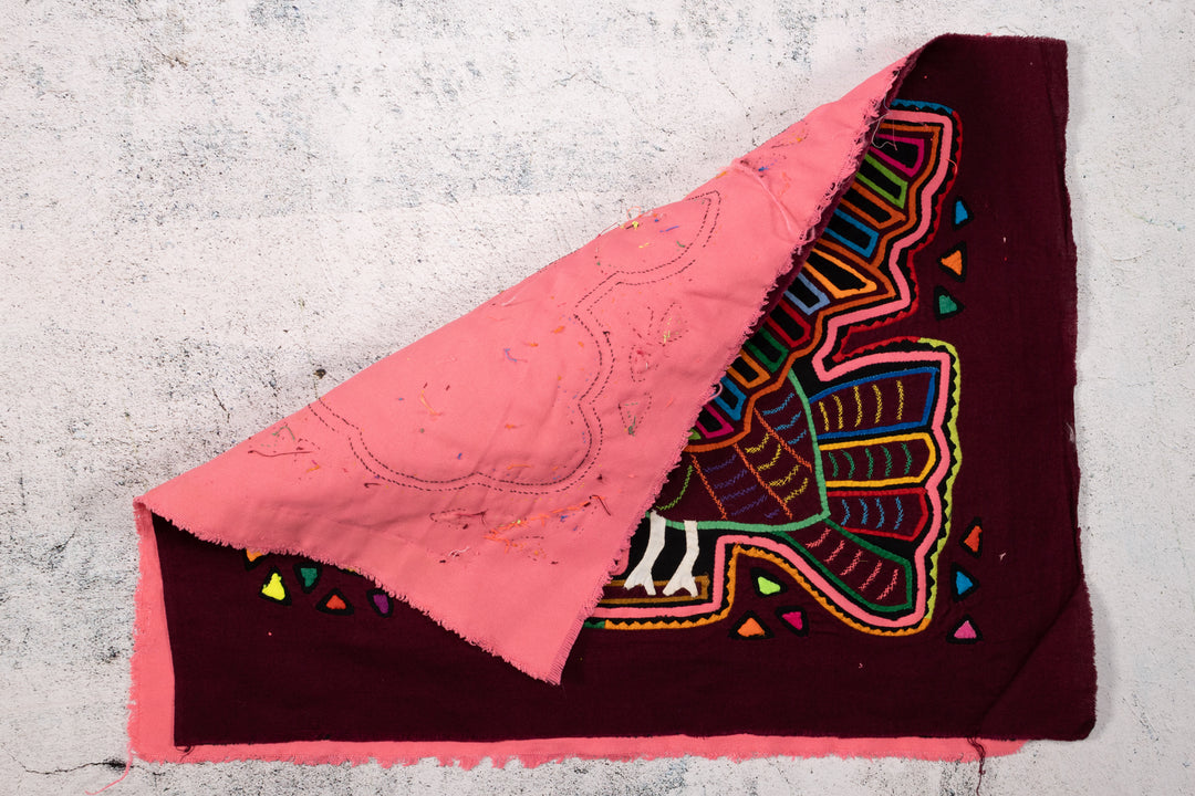 Flower Big Beak Bird Maroon Mola