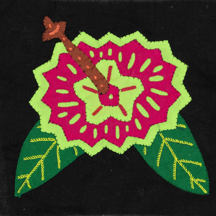 Green And Pink Flower Molita
