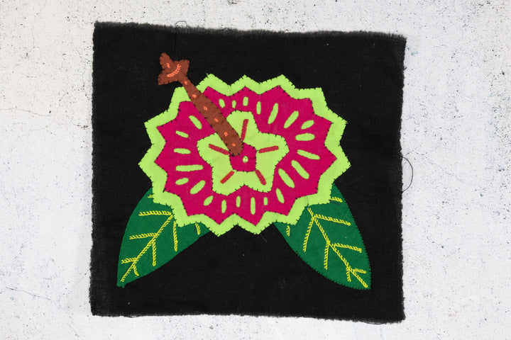 Green And Pink Flower Molita