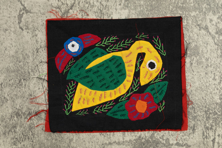 Bird Molita, Wall Decor, Panama Mola, Nature Tapestry, Handmade Textile, Small Wall Hanging, Tropical Wall Art