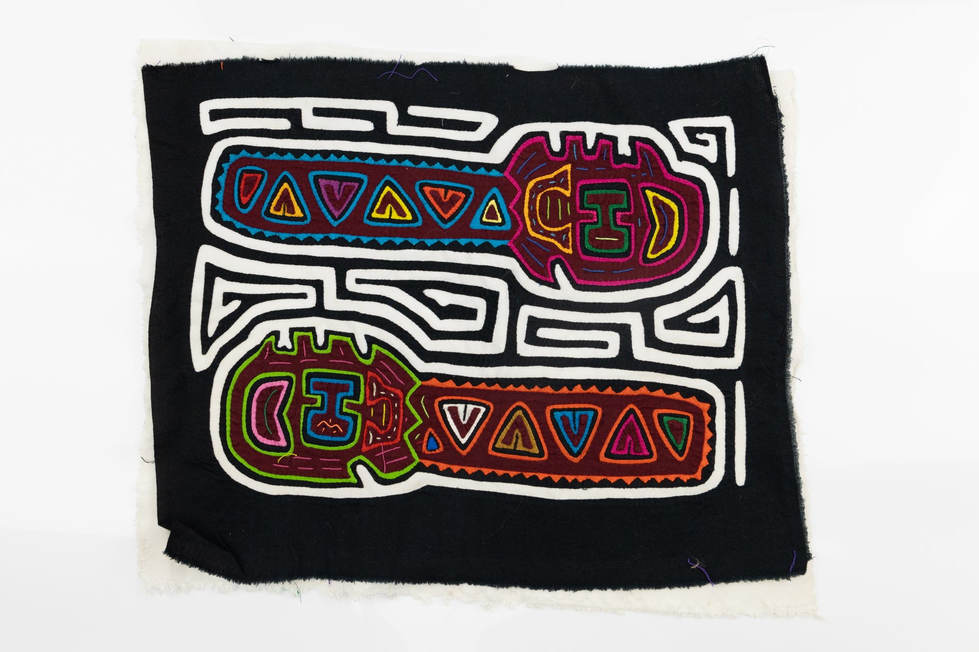 Kuna Indian Hand Stitch Chainsaw Panama Mola Textile Art