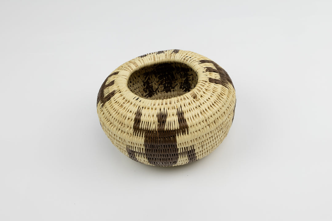 Vintage Woven Basket Gecko, Panama Basket