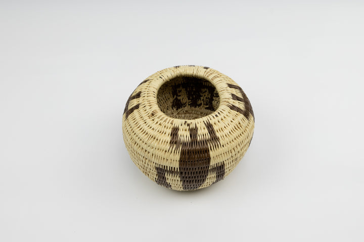 Vintage Woven Basket Gecko, Panama Basket