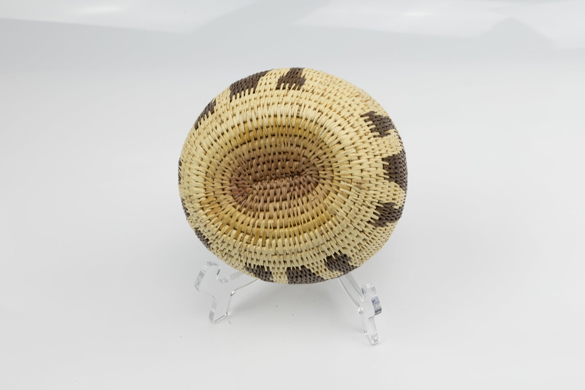 Vintage Woven Basket Gecko, Panama Basket