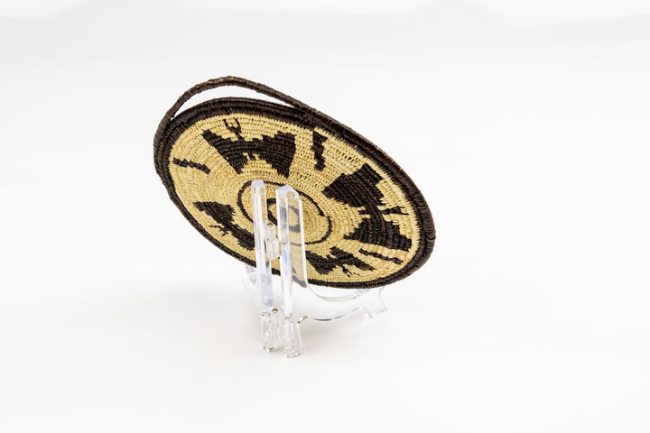 Hand woven Butterfly plate basket from Panama. Black and white colors. Loop for hanging. Wall decoration. Indigenous artists Panama.