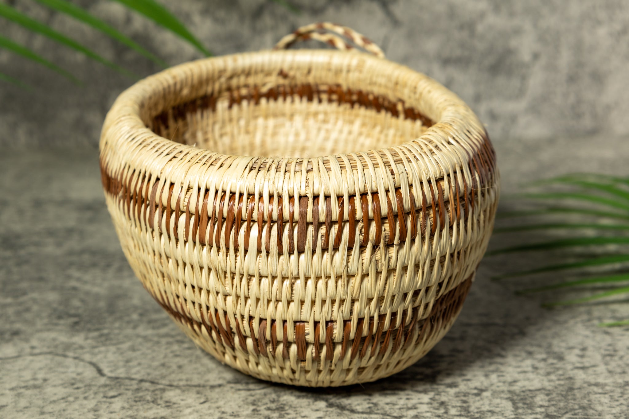 Honey Pot Vintage Basket