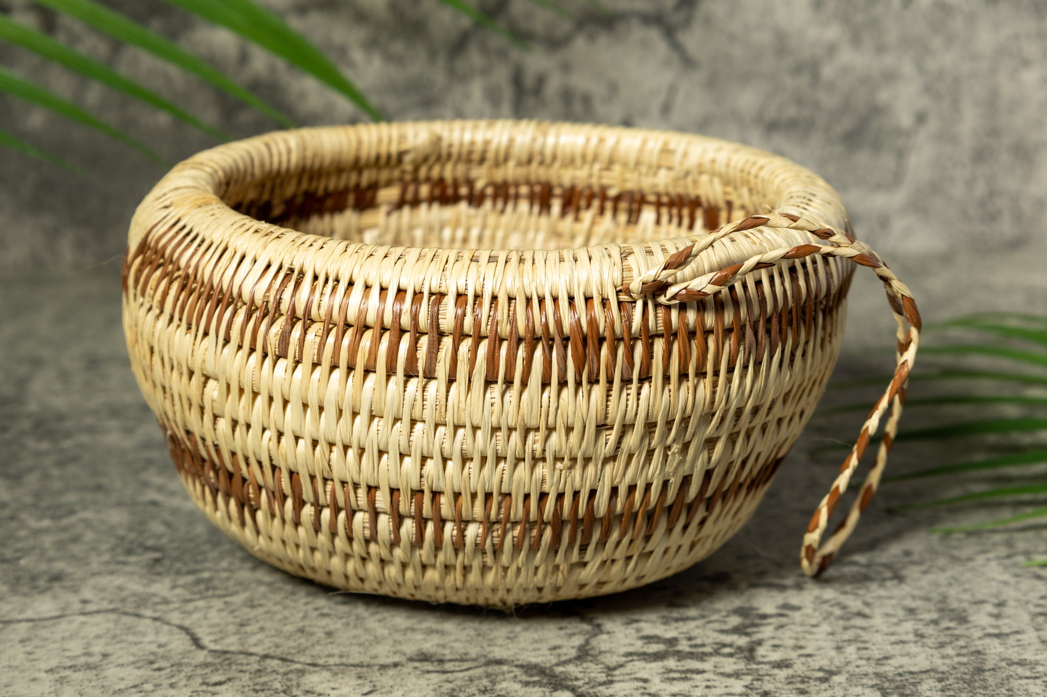 Honey Pot Vintage Basket
