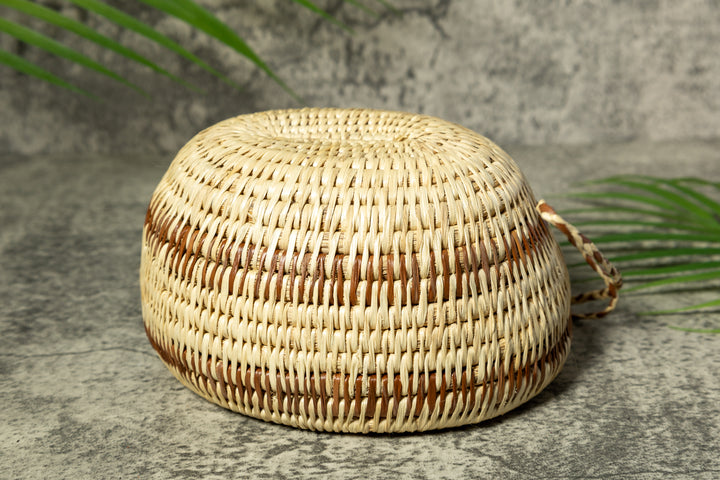 Honey Pot Vintage Basket