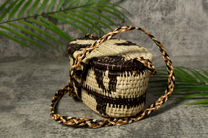 Oval Vintage Hanging Basket